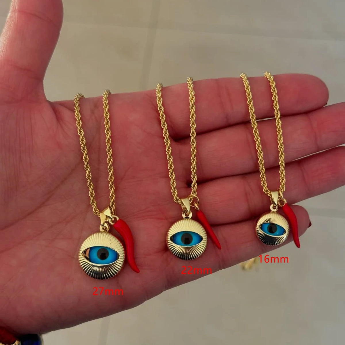 charm ojo suerte